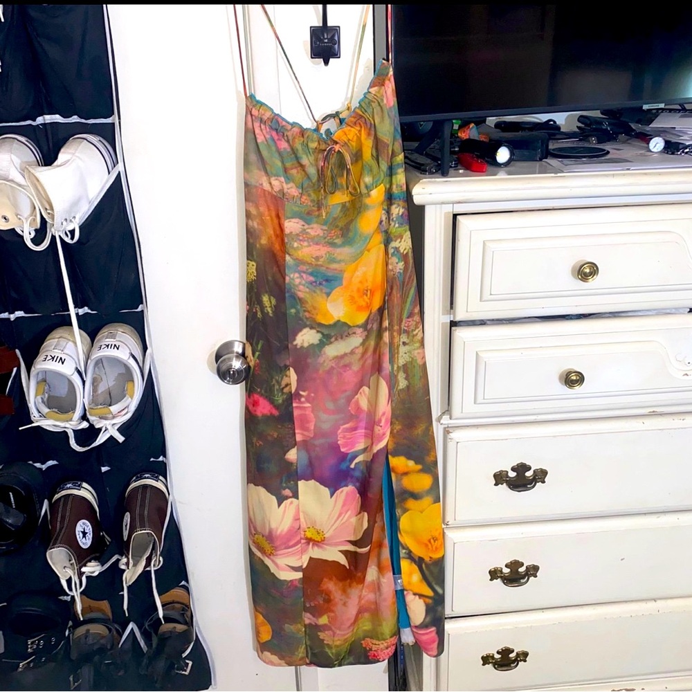 Urban Outfitters April tie-back Midi Dress size medium